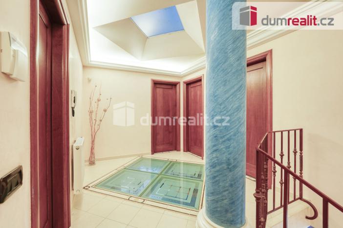 Prodej rodinného domu, Mariánské Lázně - Hamrníky, Na Vyhlídce, 440 m2