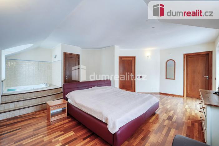 Prodej rodinného domu, Mariánské Lázně - Hamrníky, Na Vyhlídce, 440 m2