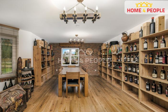 Prodej komerční nemovitosti, Praha - Březiněves, Na hlavní, 370 m2