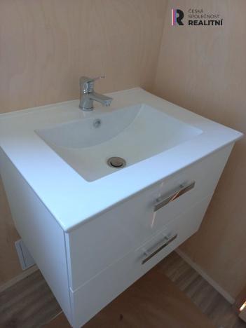 Prodej rodinného domu, Ostrov - Vykmanov, 34 m2