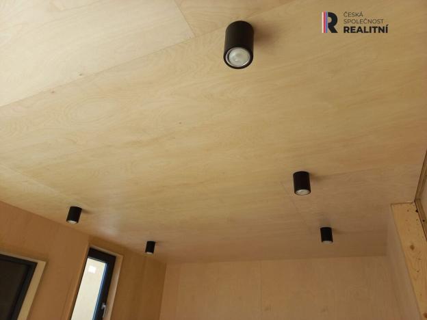 Prodej rodinného domu, Ostrov - Vykmanov, 34 m2