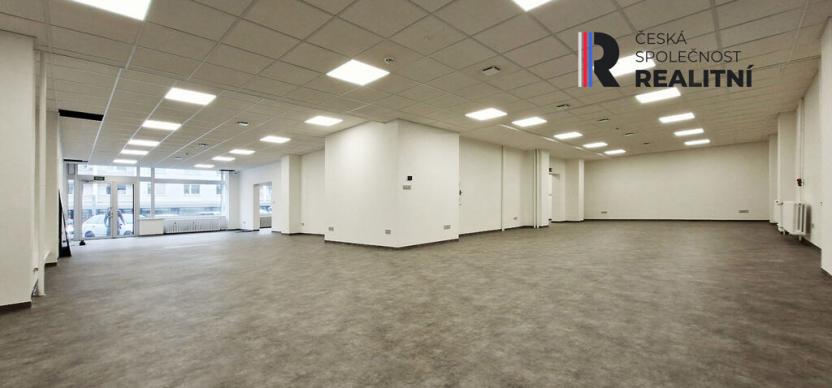 Pronájem obchodního prostoru, Zlín, Kvítková, 314 m2