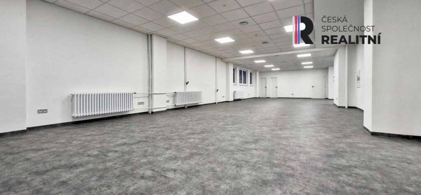 Pronájem obchodního prostoru, Zlín, Kvítková, 314 m2