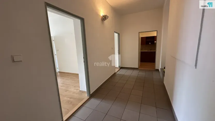 Pronájem kanceláře, Náchod, Masarykovo náměstí, 25 m2