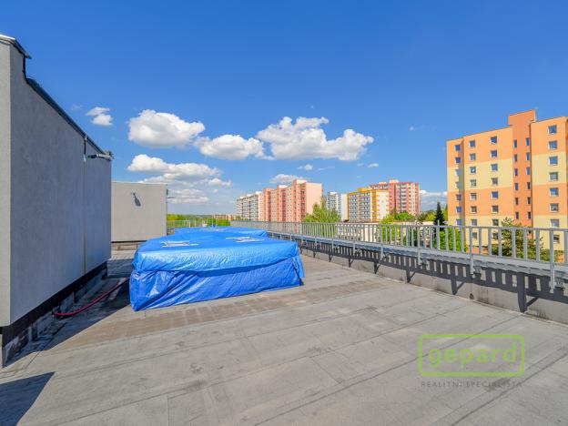 Prodej obchodního prostoru, České Budějovice, Dr. Bureše, 1032 m2