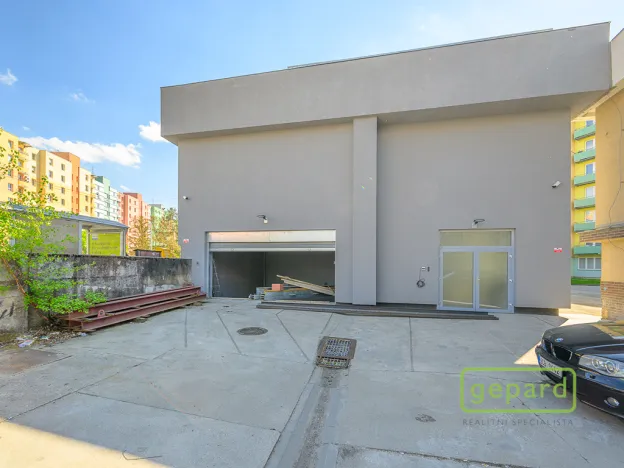 Prodej obchodního prostoru, České Budějovice, Dr. Bureše, 1032 m2