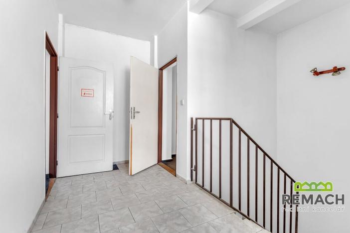 Pronájem obchodního prostoru, Uherské Hradiště, Šromova, 125 m2