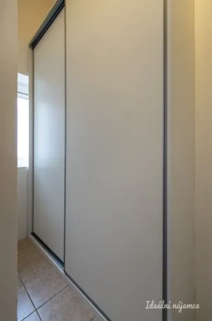 Pronájem bytu 2+kk, Praha - Libeň, Nad Kolčavkou, 39 m2