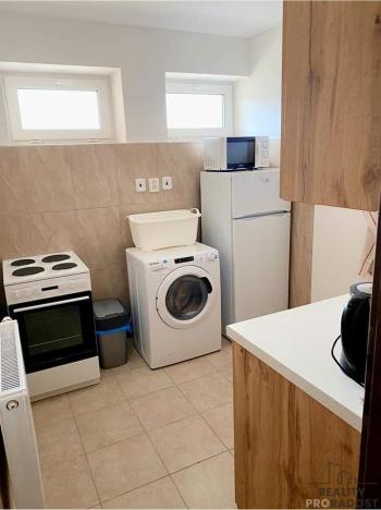 Pronájem pokoje, Nedvědice, 10 m2