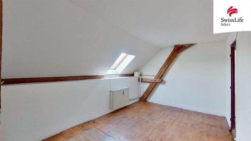 Prodej rodinného domu, Choltice, nám.Sv.Trojice, 174 m2