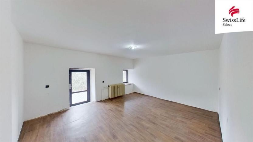 Prodej rodinného domu, Choltice, nám.Sv.Trojice, 174 m2