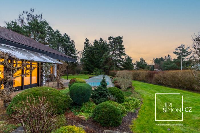 Prodej rodinného domu, Kamenice, Kruhová, 271 m2