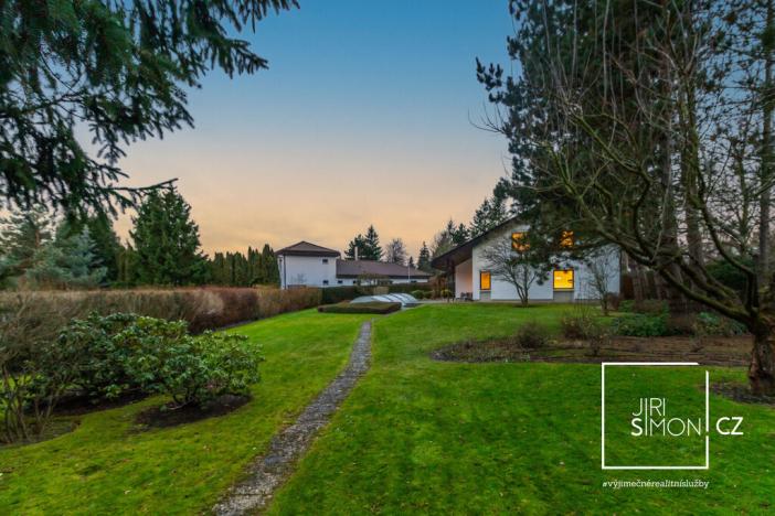 Prodej rodinného domu, Kamenice, Kruhová, 271 m2