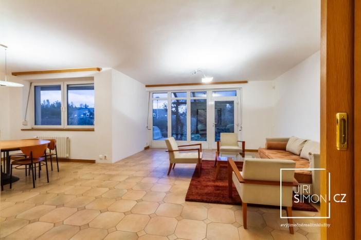 Prodej rodinného domu, Kamenice, Kruhová, 271 m2