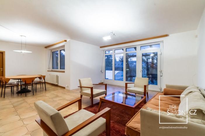 Prodej rodinného domu, Kamenice, Kruhová, 271 m2