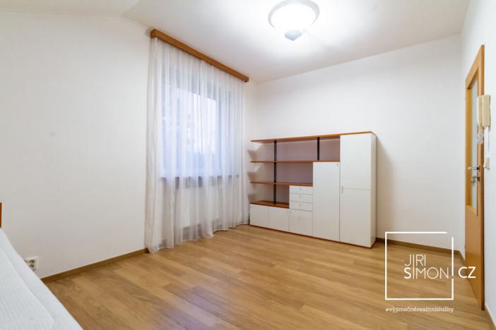 Prodej rodinného domu, Kamenice, Kruhová, 271 m2