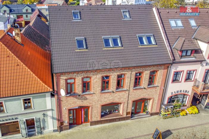 Pronájem kanceláře, Kralovice, nám. Osvobození, 31 m2