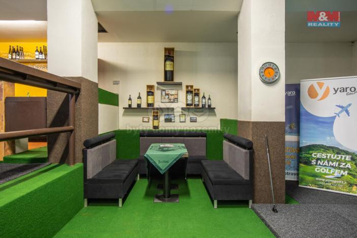 Prodej obchodního prostoru, Pardubice - Bílé Předměstí, Dašická, 1230 m2