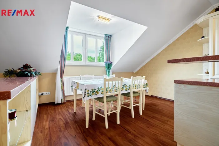 Prodej bytu 4+kk, Karlovy Vary, Zahradní, 141 m2