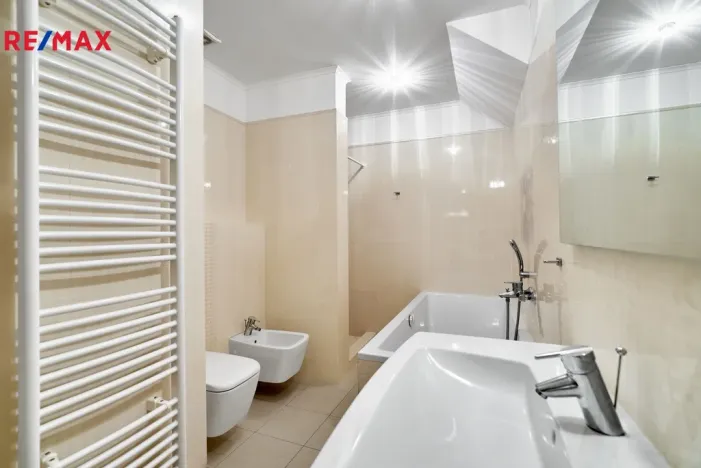 Prodej bytu 4+kk, Karlovy Vary, Zahradní, 141 m2