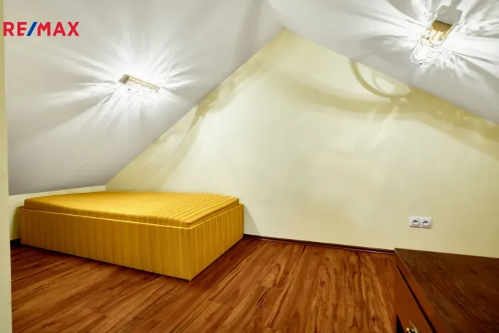 Prodej bytu 4+kk, Karlovy Vary, Zahradní, 141 m2