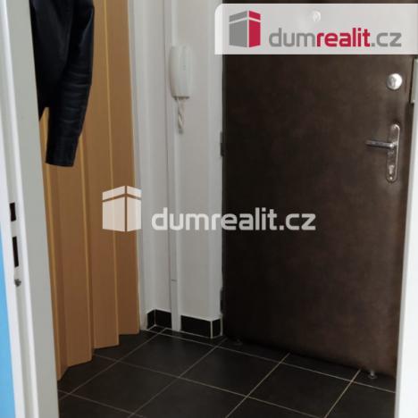 Pronájem bytu 1+kk, Praha - Kamýk, Otradovická, 34 m2