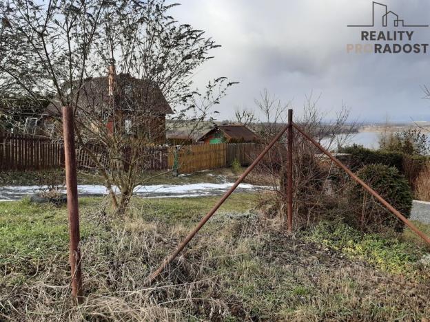 Prodej trvalého travního porostu, Chbany, 585 m2