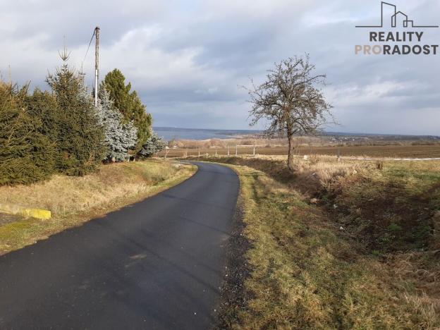 Prodej trvalého travního porostu, Chbany, 585 m2