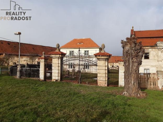 Prodej trvalého travního porostu, Chbany, 585 m2