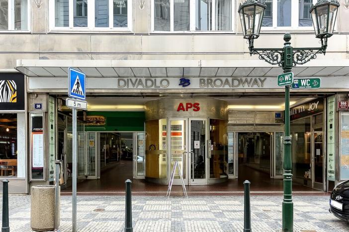 Pronájem kanceláře, Praha - Staré Město, Na příkopě, 130 m2