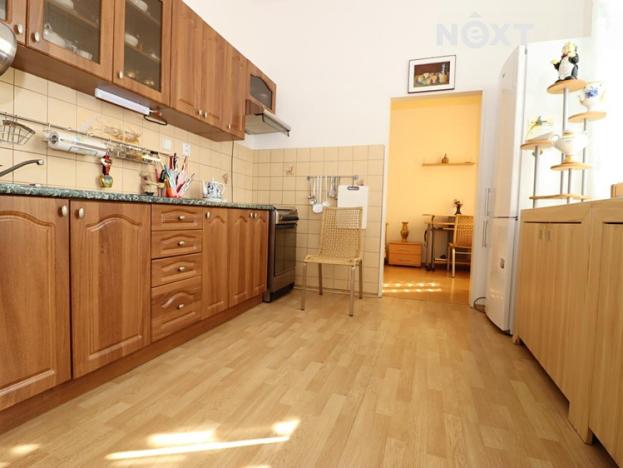 Prodej bytu 2+1, Karlovy Vary, Jaltská, 88 m2