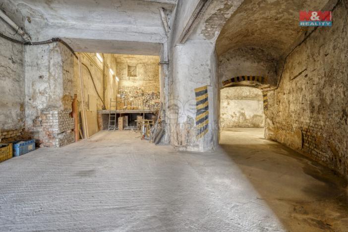 Pronájem skladu, Rokycany - Nové Město, Pivovarská, 550 m2