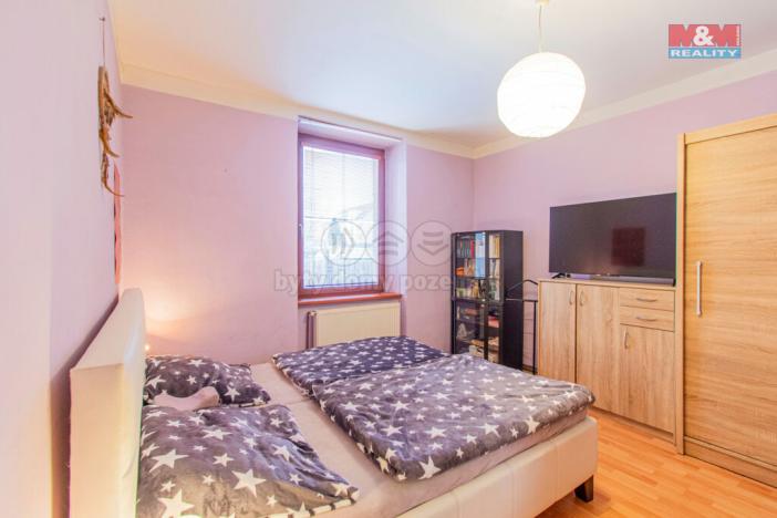 Prodej rodinného domu, Krnov - Pod Bezručovým vrchem, Bezručova, 220 m2