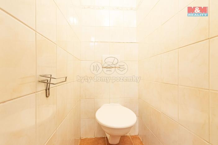 Prodej rodinného domu, Krnov - Pod Bezručovým vrchem, Bezručova, 220 m2