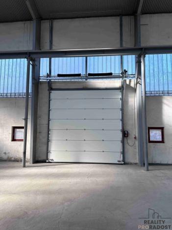 Pronájem skladu, Habrůvka, 760 m2