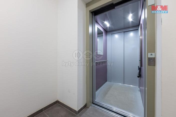 Prodej bytu 5+kk, Cheb, Břehnická, 175 m2