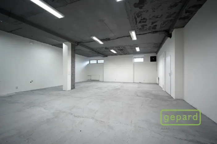 Pronájem kanceláře, Praha - Černý Most, Kpt. Stránského, 100 m2