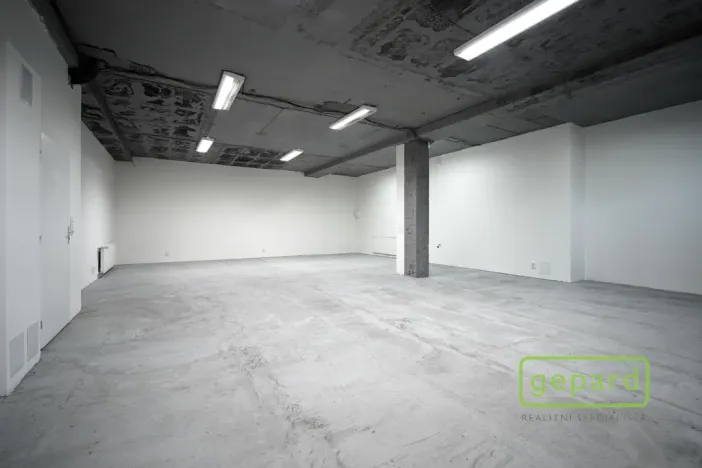 Pronájem kanceláře, Praha - Černý Most, Kpt. Stránského, 100 m2