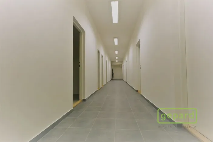 Pronájem kanceláře, Praha - Černý Most, Kpt. Stránského, 100 m2