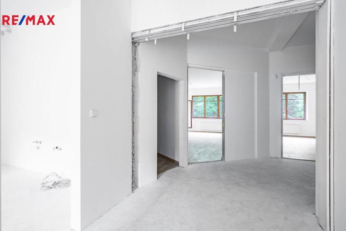 Prodej bytu 3+1, Karlovy Vary, U Imperiálu, 156 m2