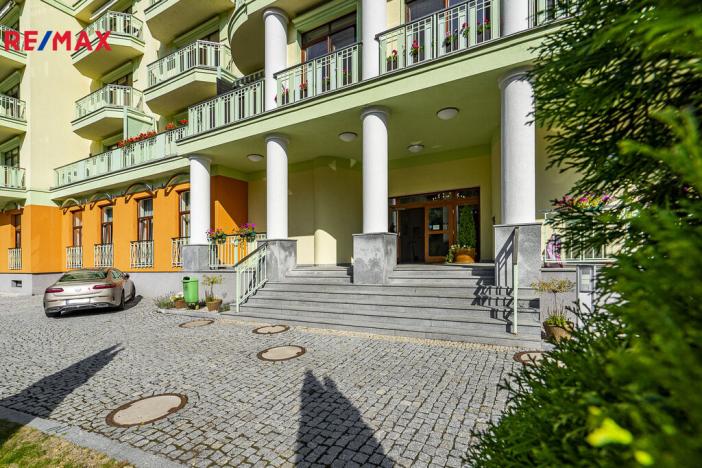 Prodej bytu 3+1, Karlovy Vary, U Imperiálu, 156 m2