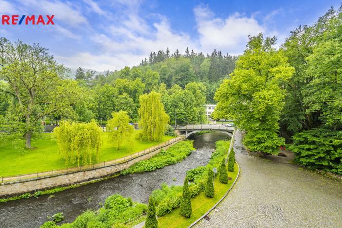 Prodej bytu 3+1, Karlovy Vary, U Imperiálu, 156 m2