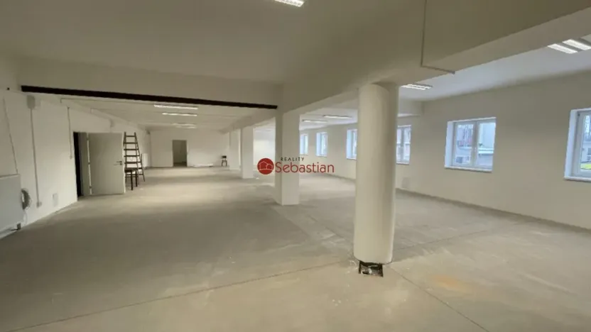 Pronájem kanceláře, Jičín - Valdické Předměstí, Dělnická, 245 m2