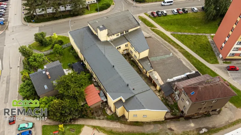Pronájem obchodního prostoru, Náchod, Smiřických, 1100 m2