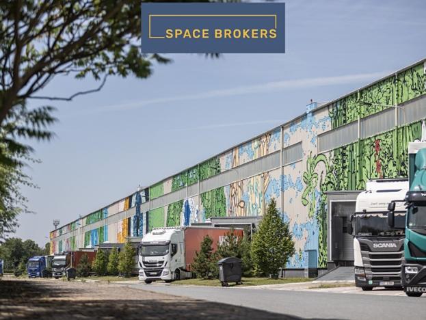 Pronájem skladu, Kněževes, 1986 m2