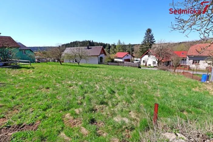 Prodej pozemku pro bydlení, Lhotka, 1080 m2