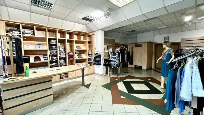 Pronájem obchodního prostoru, Křižanov, Benešovo náměstí, 116 m2