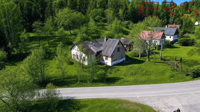 Prodej rodinného domu, Zásada, 200 m2