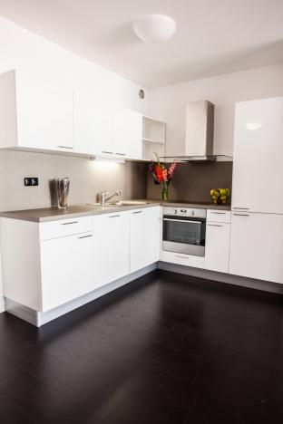 Prodej činžovního domu, Praha - Karlín, Křižíkova, 5555 m2