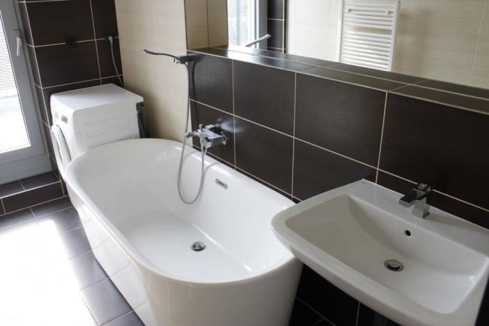 Prodej činžovního domu, Praha - Karlín, Křižíkova, 5555 m2